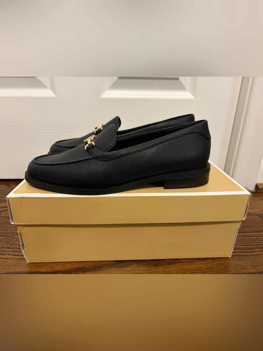 Michael Kors Natalie Black Gold Logo Loafers Size 7.5 - NWT